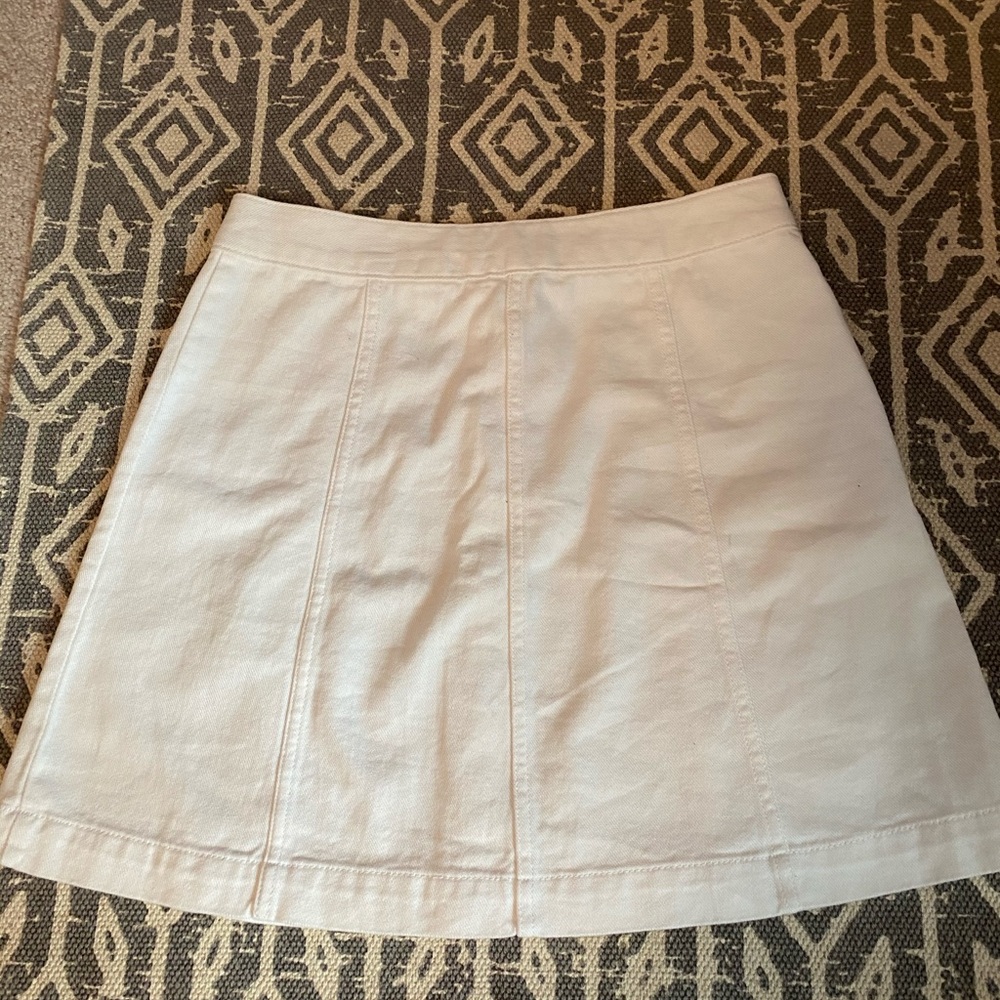 H&M Button Skirt - Picture 4 of 7